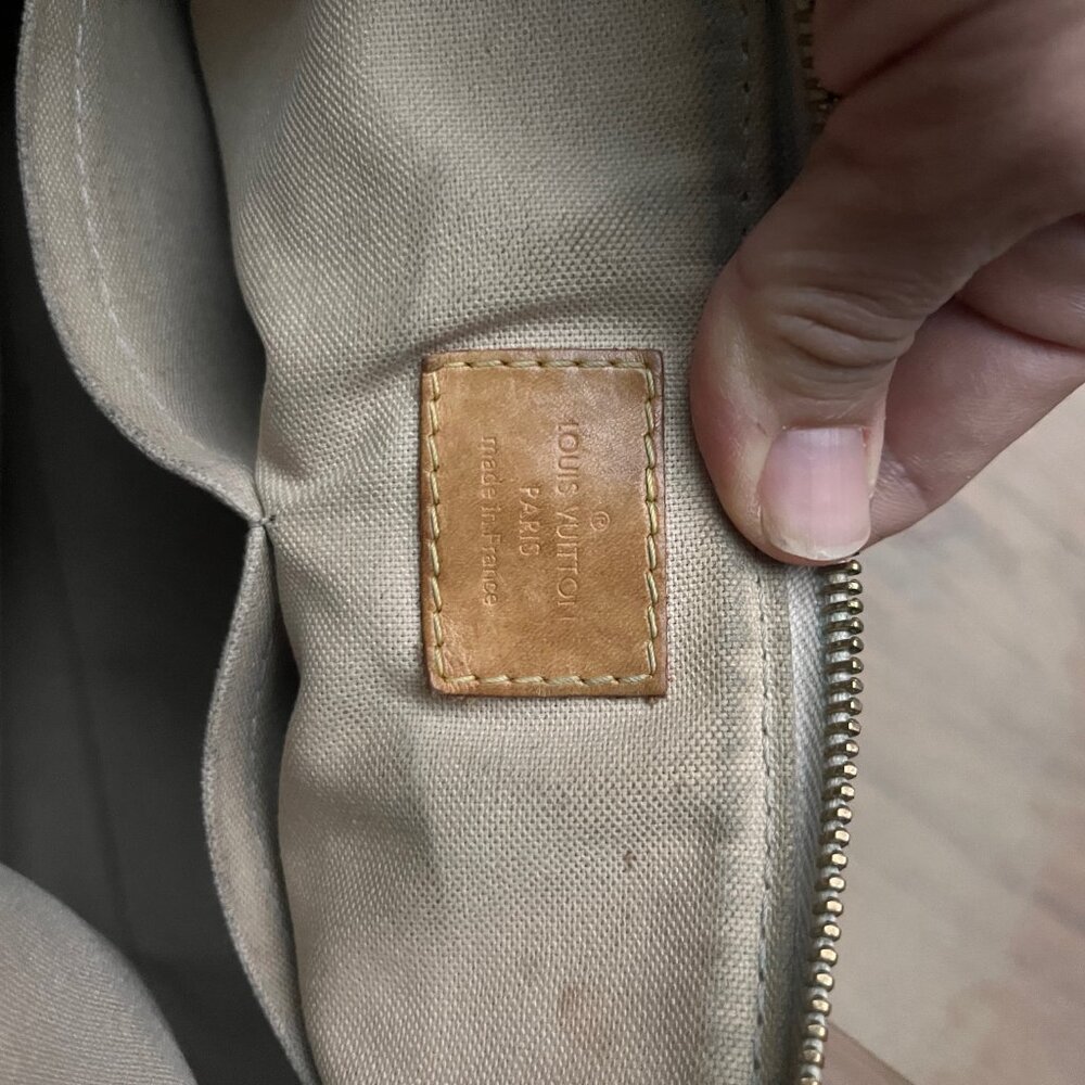 Louis Vuitton Damier Azur Crossbody Bag in White and Brown - Picture 8 of 16